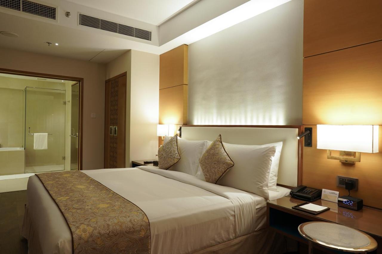 Gokulam Grand Trivandrum Thiruvananthapuram Kültér fotó