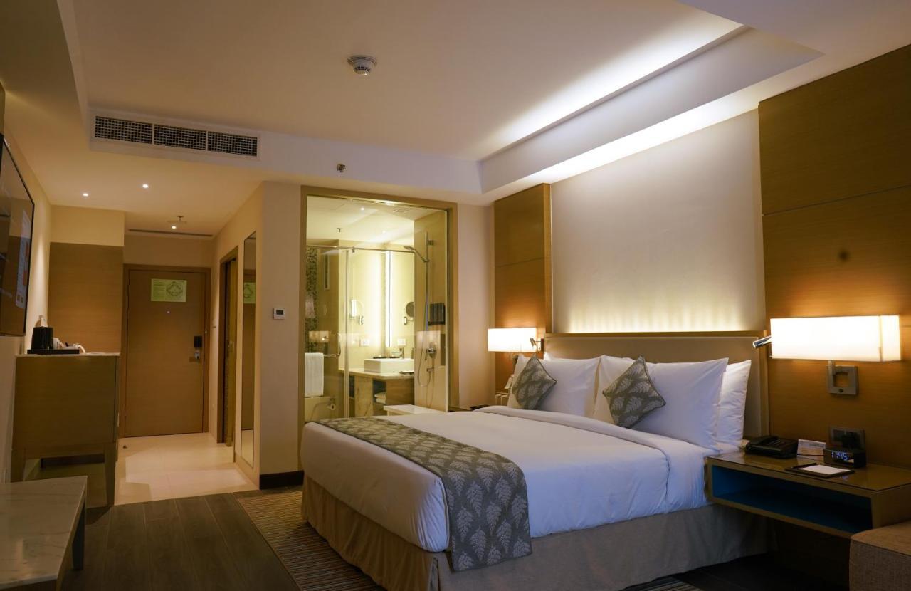 Gokulam Grand Trivandrum Thiruvananthapuram Kültér fotó