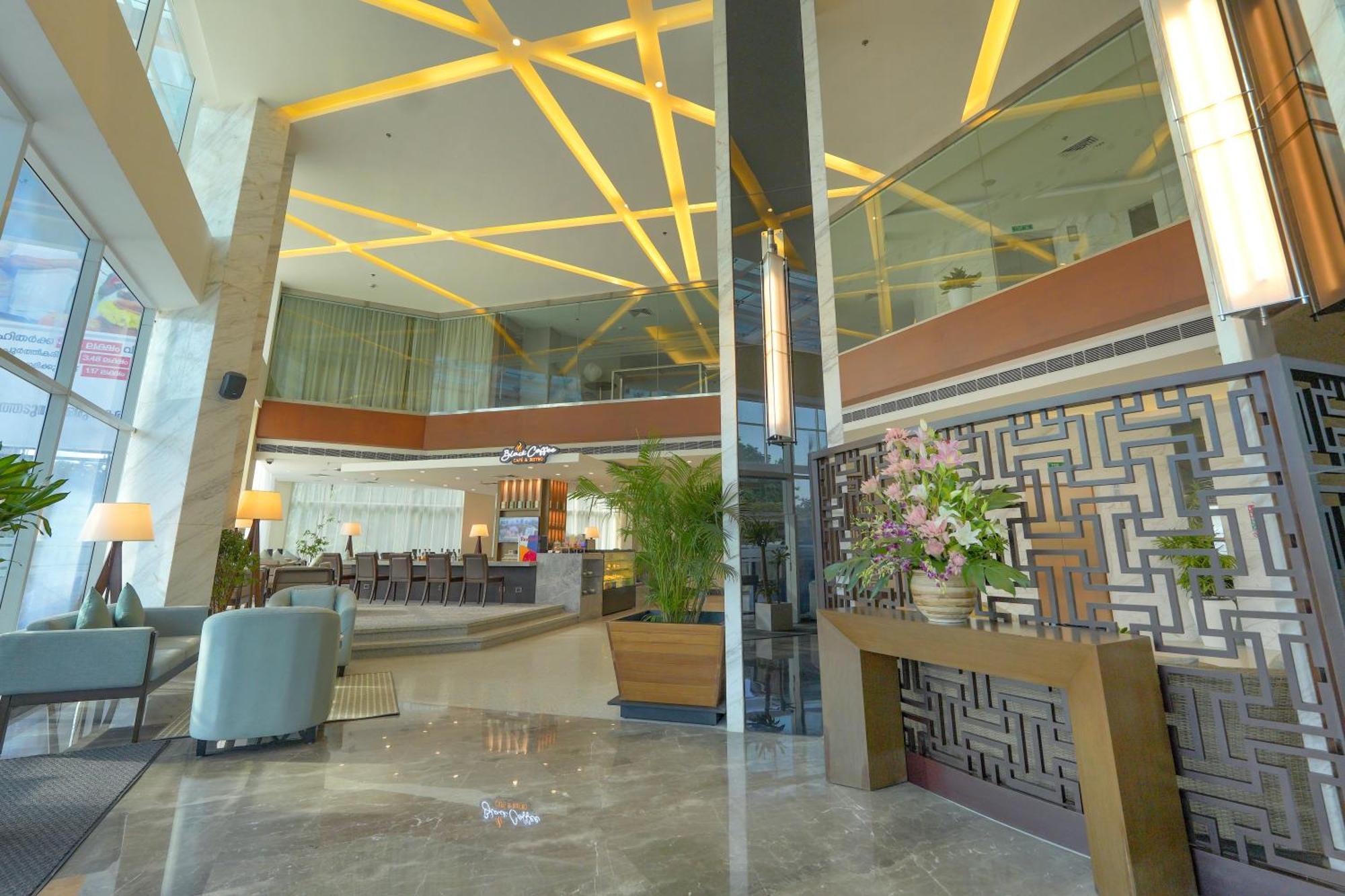 Gokulam Grand Trivandrum Thiruvananthapuram Kültér fotó