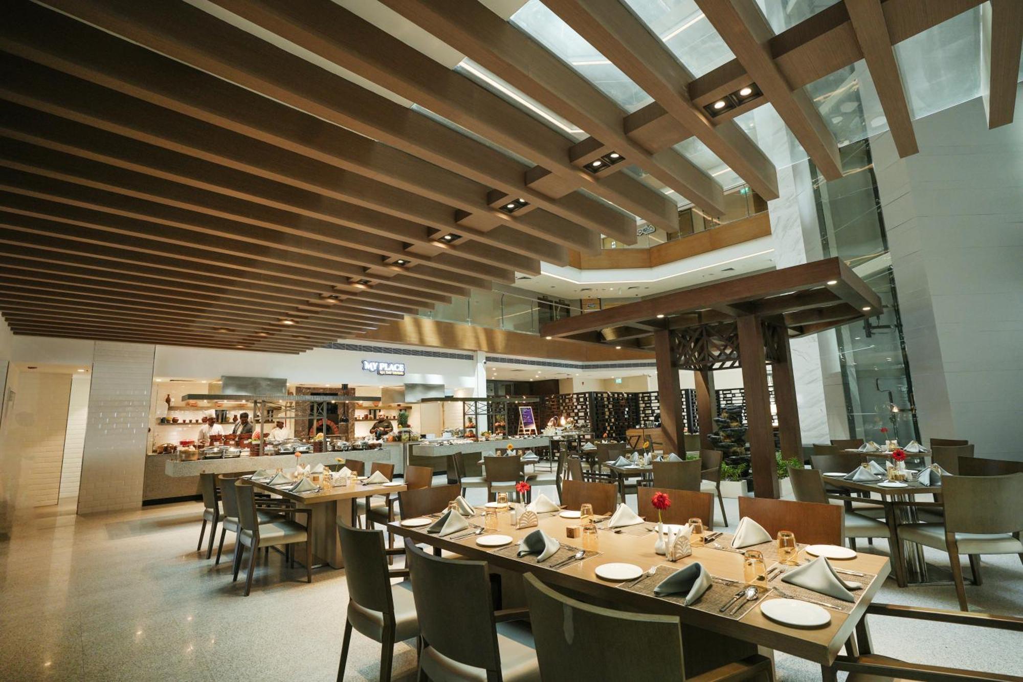 Gokulam Grand Trivandrum Thiruvananthapuram Kültér fotó