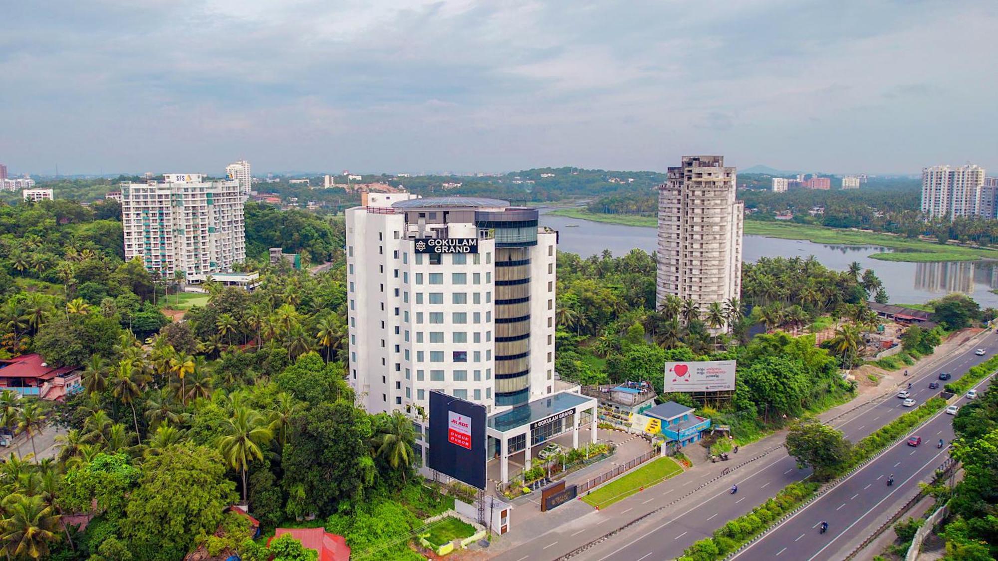 Gokulam Grand Trivandrum Thiruvananthapuram Kültér fotó